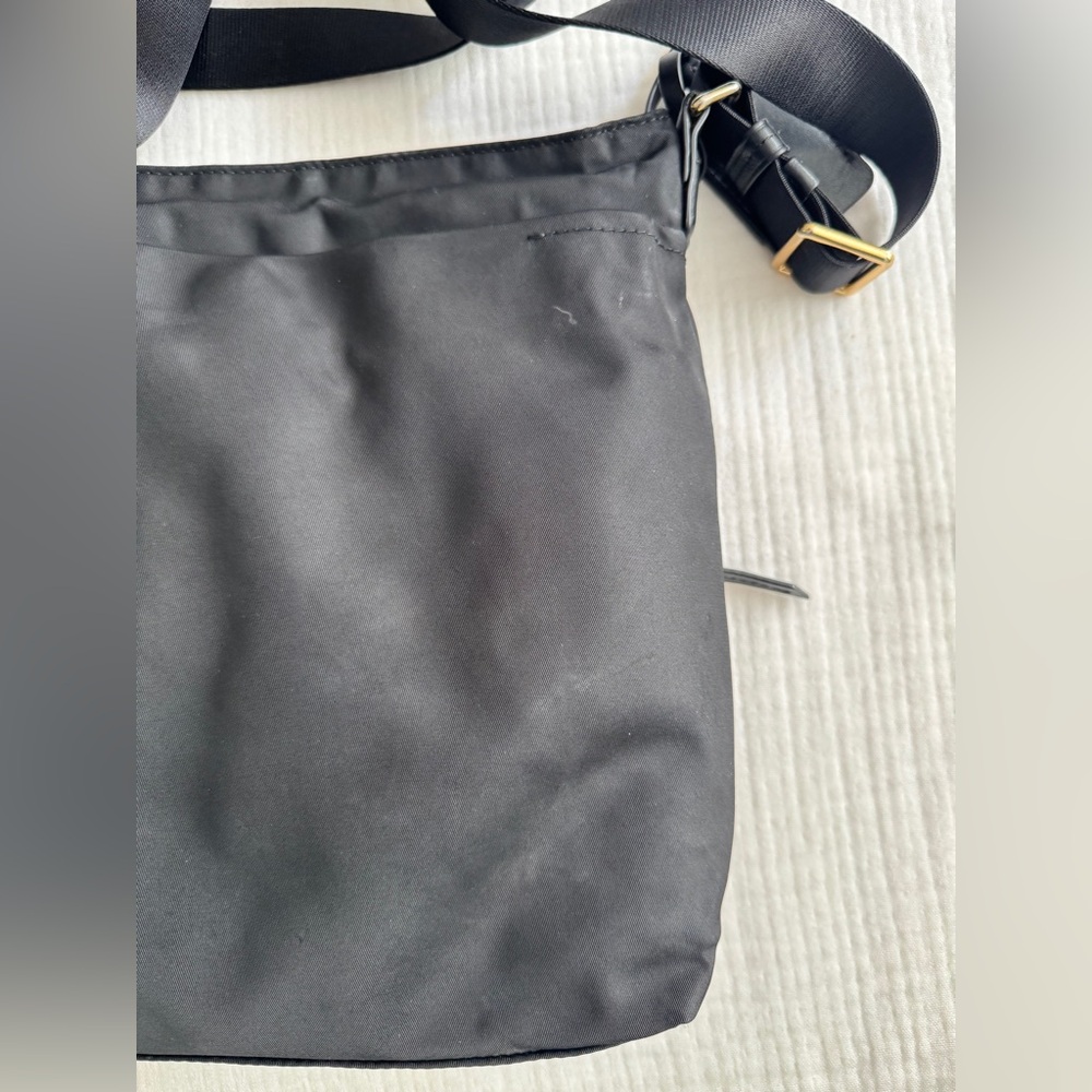 TUMI Voyageur Capri Black Crossbody Bag with Gold Hardware - Picture 7 of 16